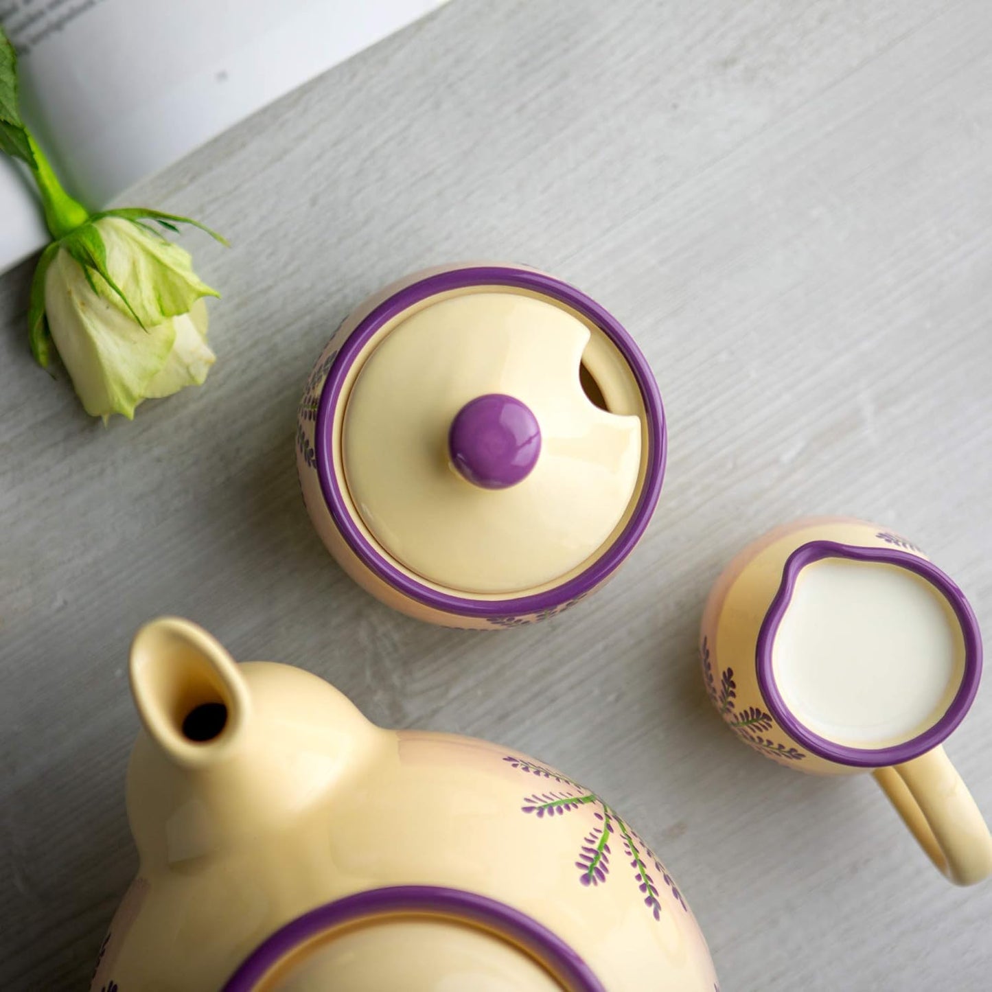 City to Cottage Ceramic Sugar Bowl with Lid, 10oz Sugar Contanier for Coffee Bar, Sugar Dispenser Bowl, Salt - Condiment Pot for Kitchen Counter, Handcrafted Cream Lavender Floral Sugar Jar